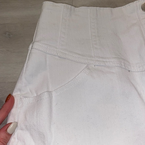 White Skirt - Picture 6 of 10